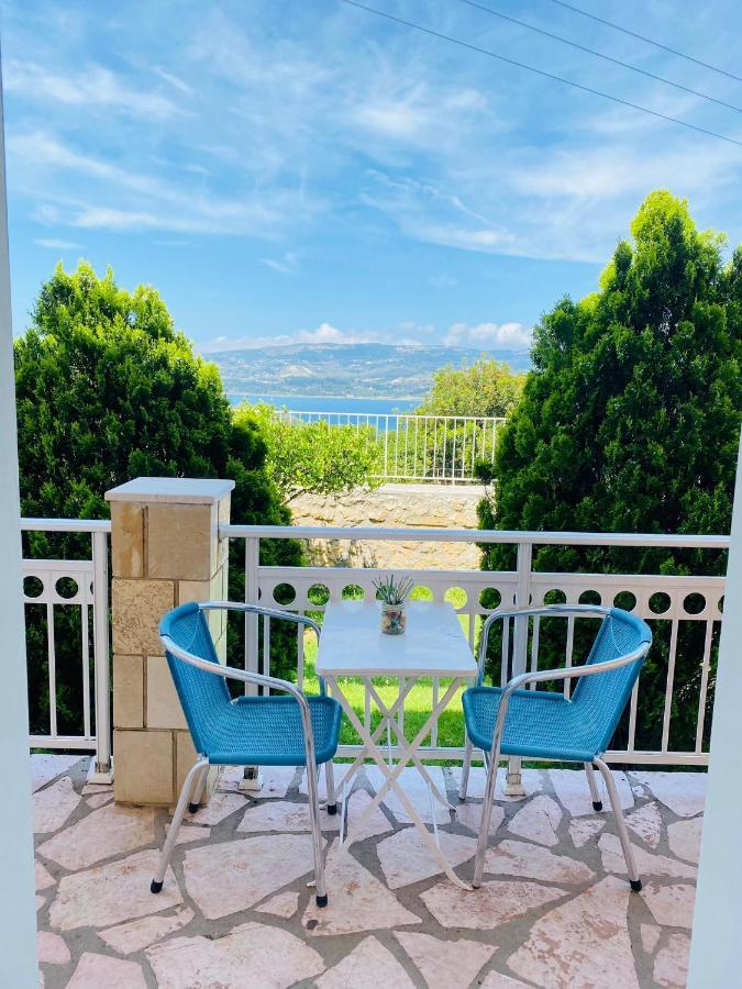 Marina House Apartament *