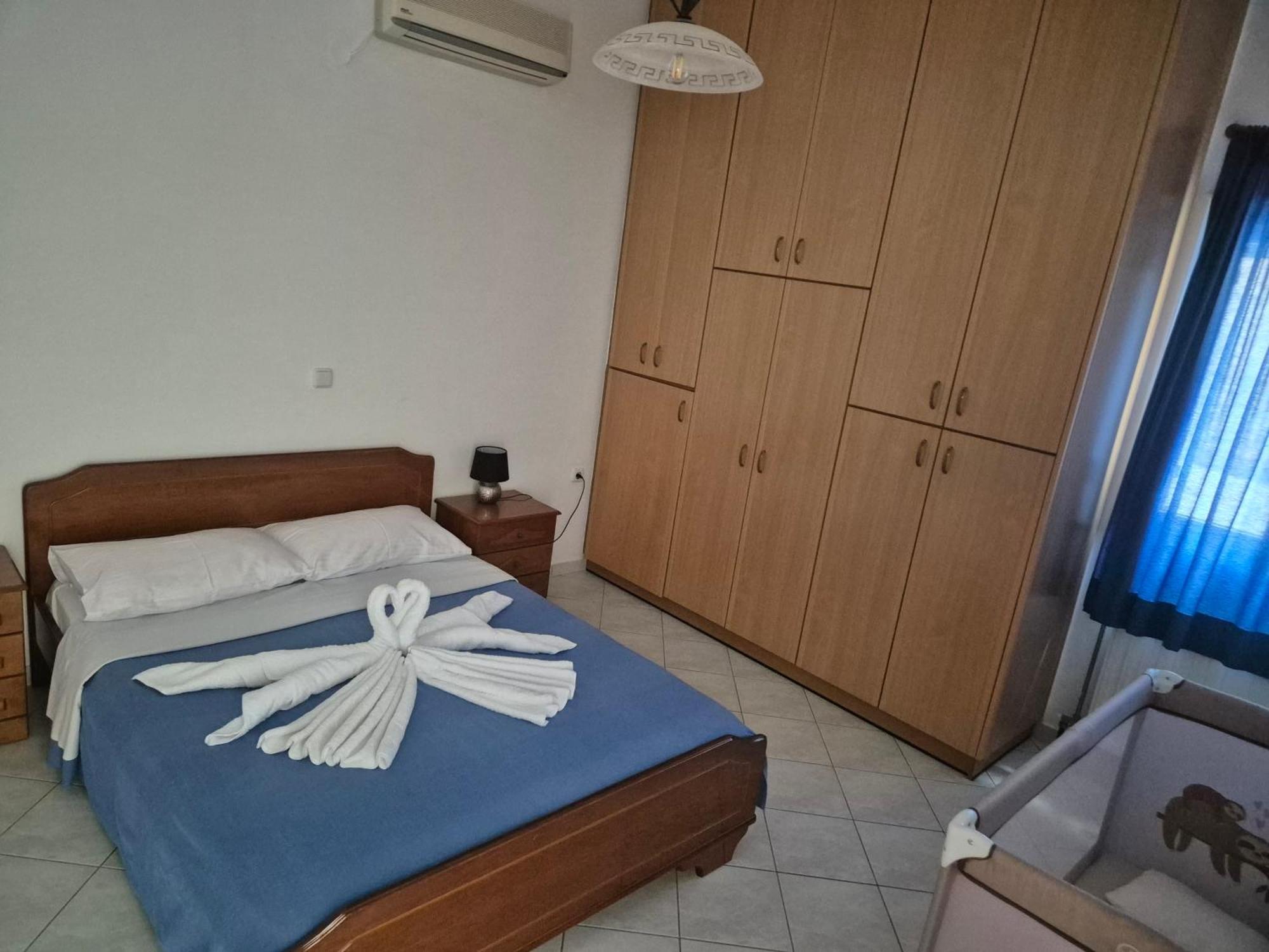 Marina House Apartament *