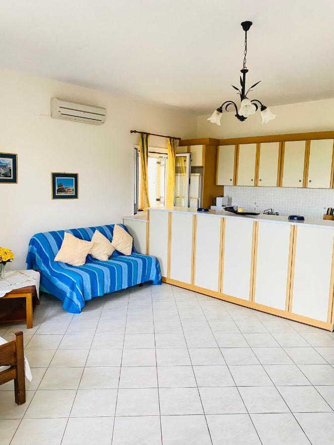 Marina House Farsa