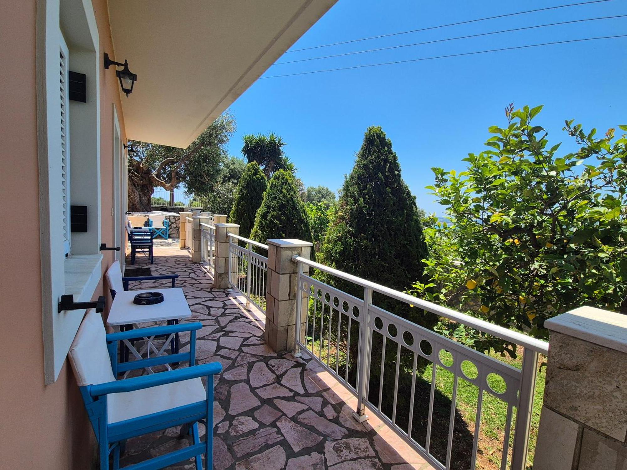 Marina House Farsa
