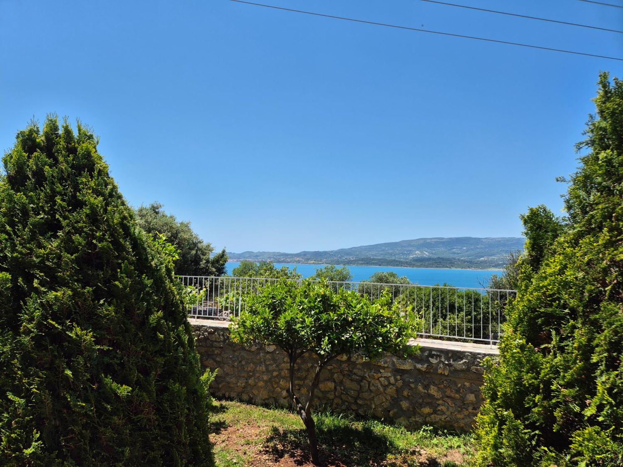 Apartment Marina House Farsa